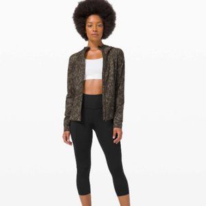 ***NWOT Lululemon Fast and Free High Rise Crop 21" Elite***